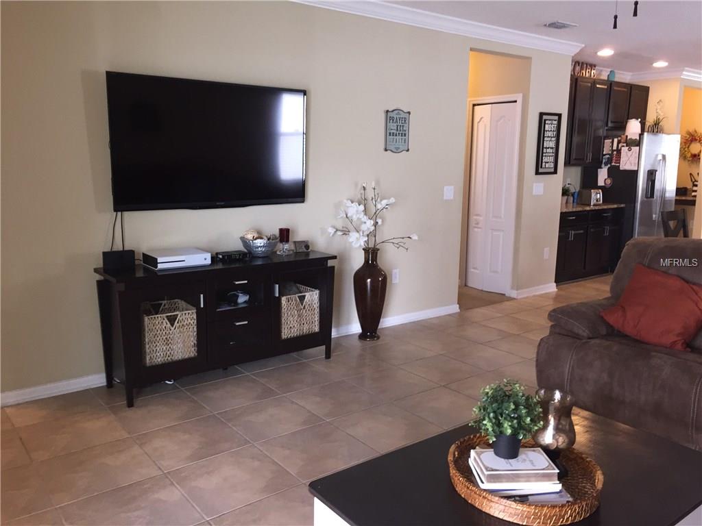 2881 MOONSTONE BEND, KISSIMMEE, Florida 34758, 3 Bedrooms Bedrooms, 7 Rooms Rooms,2 BathroomsBathrooms,Residential,For sale,MOONSTONE,O5559347