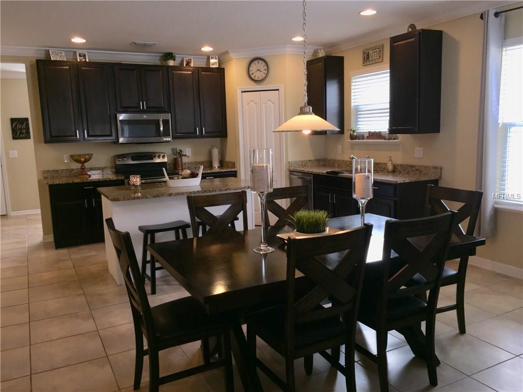 2881 MOONSTONE BEND, KISSIMMEE, Florida 34758, 3 Bedrooms Bedrooms, 7 Rooms Rooms,2 BathroomsBathrooms,Residential,For sale,MOONSTONE,O5559347