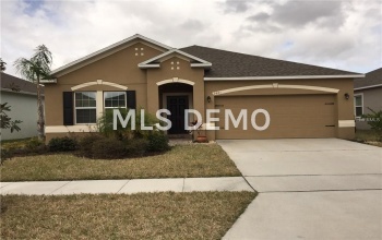 2881 MOONSTONE BEND, KISSIMMEE, Florida 34758, 3 Bedrooms Bedrooms, 7 Rooms Rooms,2 BathroomsBathrooms,Residential,For sale,MOONSTONE,O5559347
