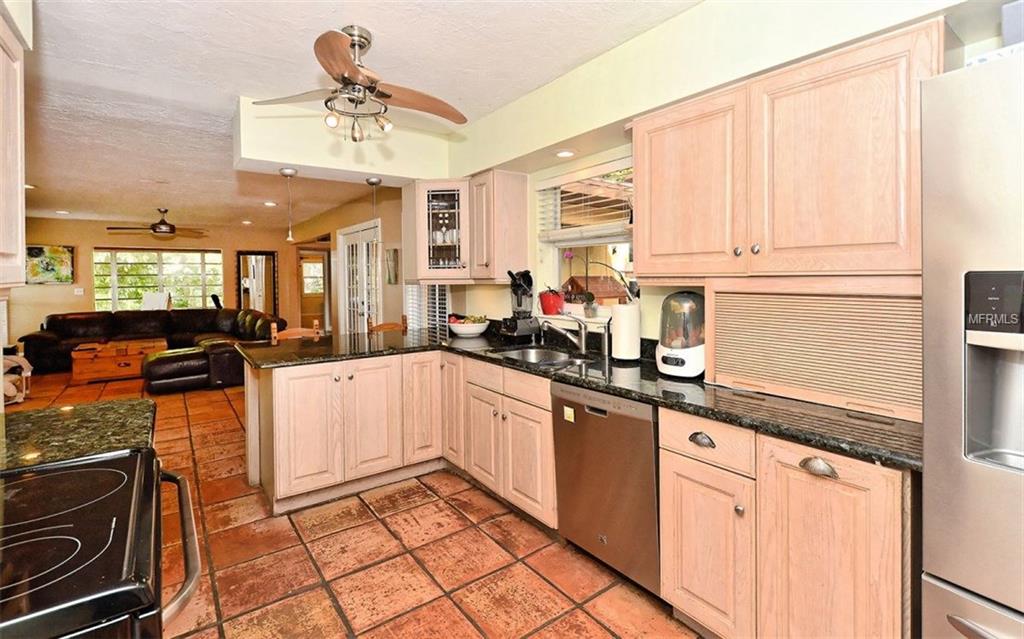 5855 DRIFTWOOD AVENUE, SARASOTA, Florida 34231, 3 Bedrooms Bedrooms, 5 Rooms Rooms,3 BathroomsBathrooms,Residential,For sale,DRIFTWOOD,A4208825