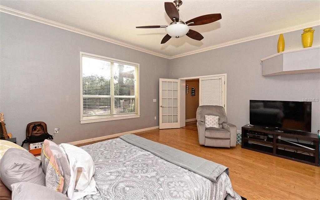 5855 DRIFTWOOD AVENUE, SARASOTA, Florida 34231, 3 Bedrooms Bedrooms, 5 Rooms Rooms,3 BathroomsBathrooms,Residential,For sale,DRIFTWOOD,A4208825