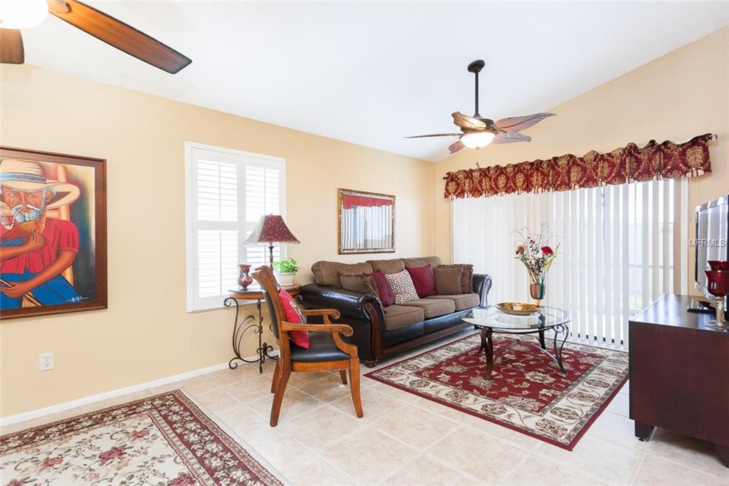 513 PORTLAND CIRCLE, APOPKA, Florida 32703, 2 Bedrooms Bedrooms, 5 Rooms Rooms,2 BathroomsBathrooms,Residential,For sale,PORTLAND,O5560771