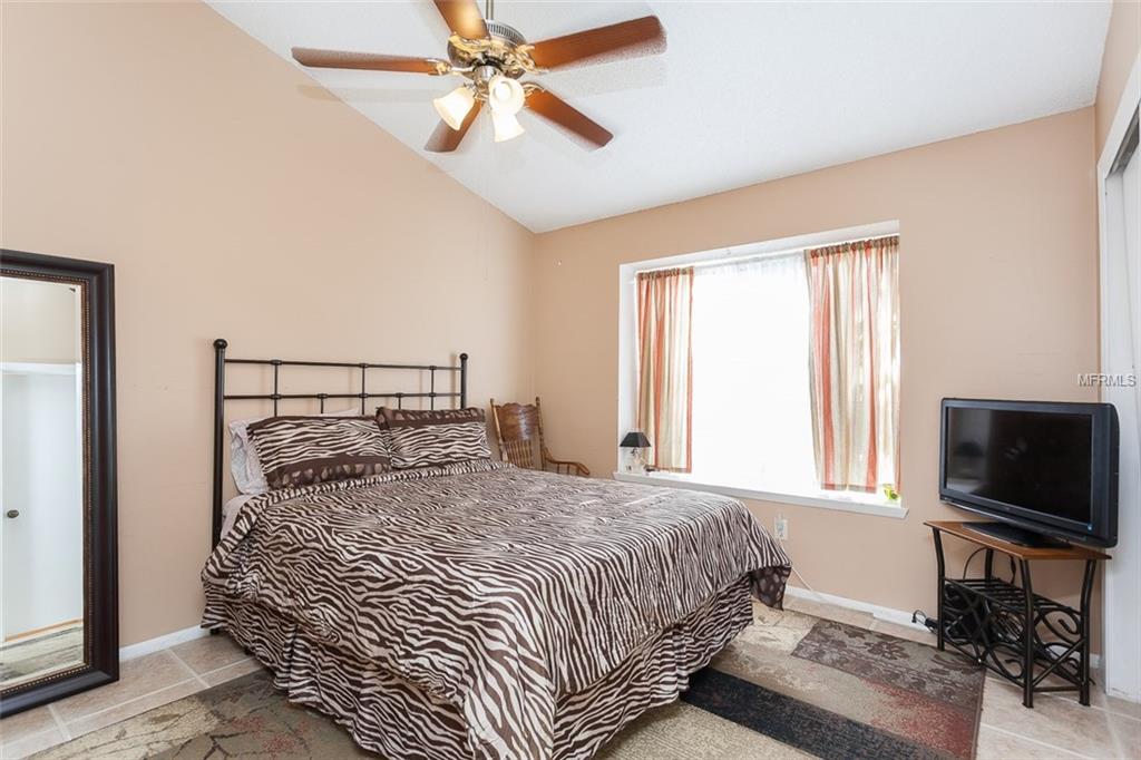 513 PORTLAND CIRCLE, APOPKA, Florida 32703, 2 Bedrooms Bedrooms, 5 Rooms Rooms,2 BathroomsBathrooms,Residential,For sale,PORTLAND,O5560771