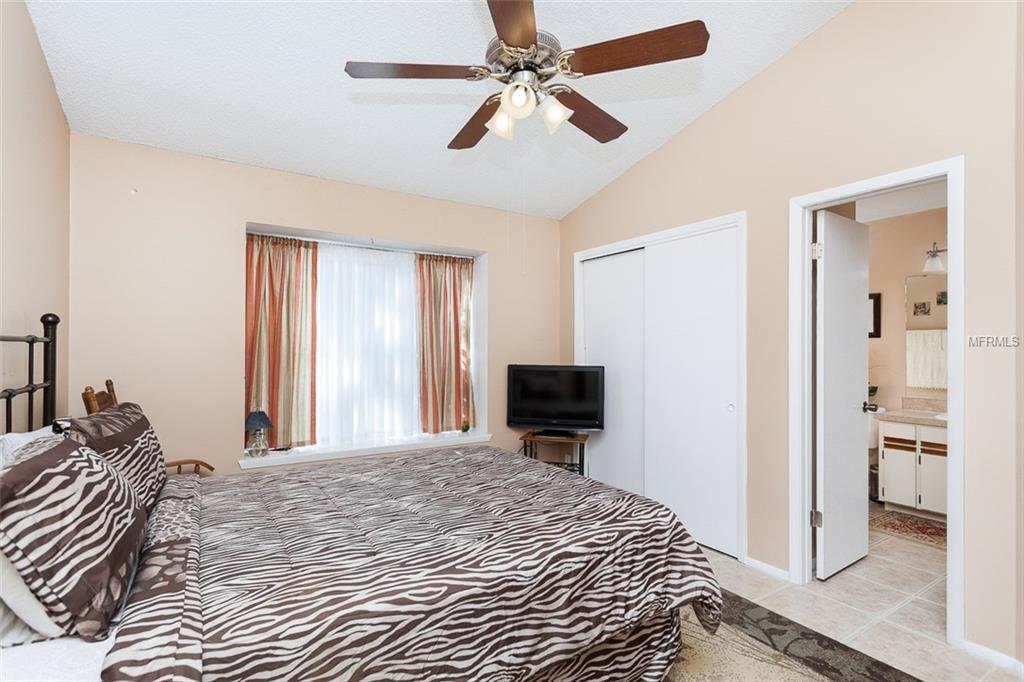 513 PORTLAND CIRCLE, APOPKA, Florida 32703, 2 Bedrooms Bedrooms, 5 Rooms Rooms,2 BathroomsBathrooms,Residential,For sale,PORTLAND,O5560771