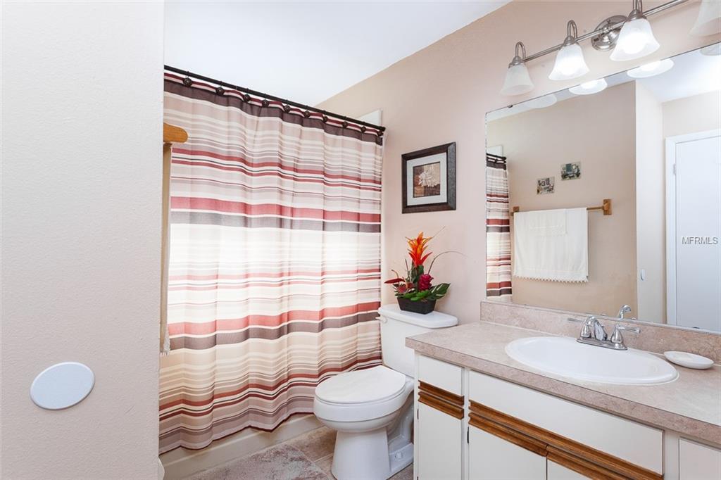 513 PORTLAND CIRCLE, APOPKA, Florida 32703, 2 Bedrooms Bedrooms, 5 Rooms Rooms,2 BathroomsBathrooms,Residential,For sale,PORTLAND,O5560771