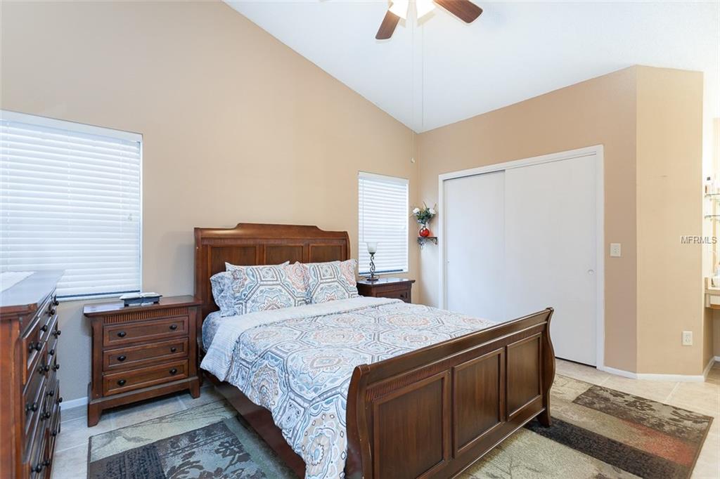 513 PORTLAND CIRCLE, APOPKA, Florida 32703, 2 Bedrooms Bedrooms, 5 Rooms Rooms,2 BathroomsBathrooms,Residential,For sale,PORTLAND,O5560771