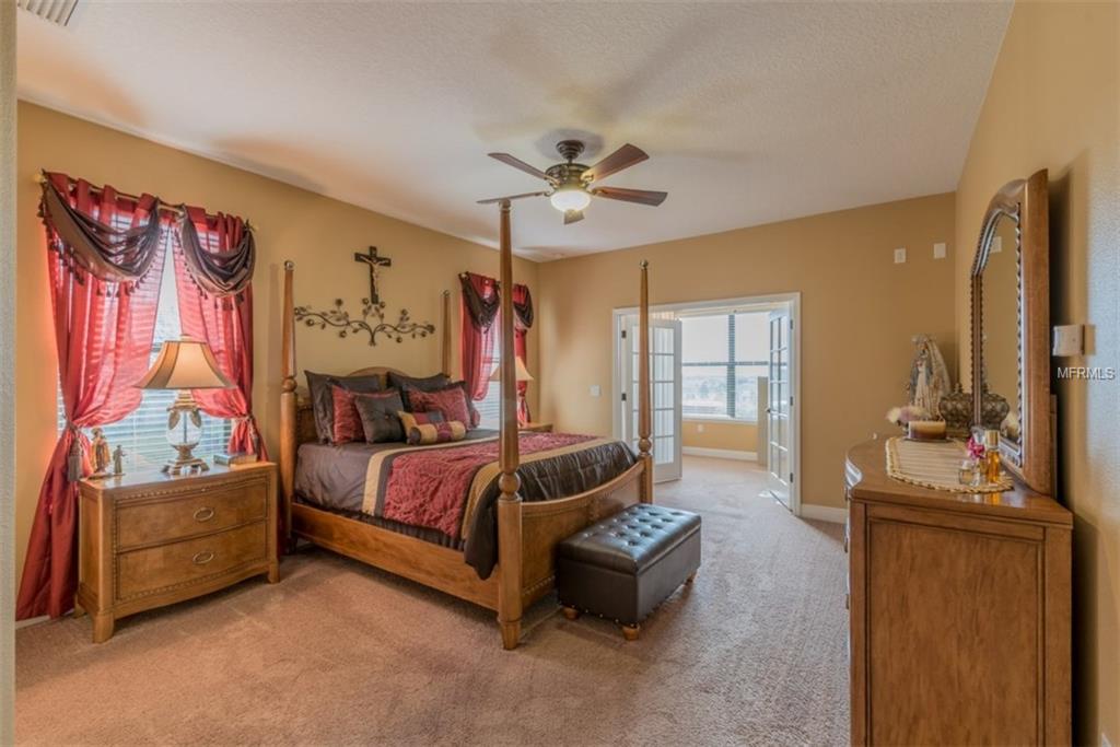 9721 ROYAL VISTA AVENUE, CLERMONT, Florida 34711, 4 Bedrooms Bedrooms, 8 Rooms Rooms,3 BathroomsBathrooms,Residential,For sale,ROYAL VISTA,T2927963