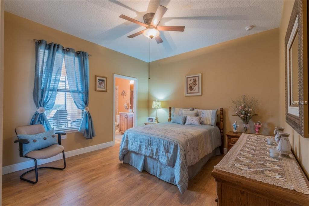 9721 ROYAL VISTA AVENUE, CLERMONT, Florida 34711, 4 Bedrooms Bedrooms, 8 Rooms Rooms,3 BathroomsBathrooms,Residential,For sale,ROYAL VISTA,T2927963