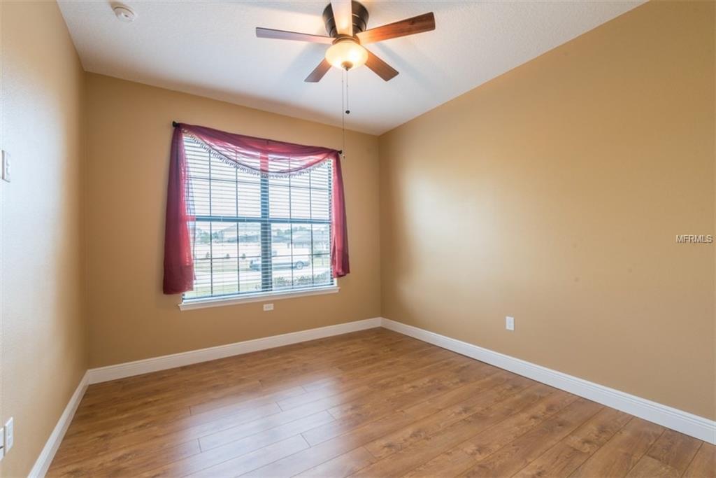 9721 ROYAL VISTA AVENUE, CLERMONT, Florida 34711, 4 Bedrooms Bedrooms, 8 Rooms Rooms,3 BathroomsBathrooms,Residential,For sale,ROYAL VISTA,T2927963