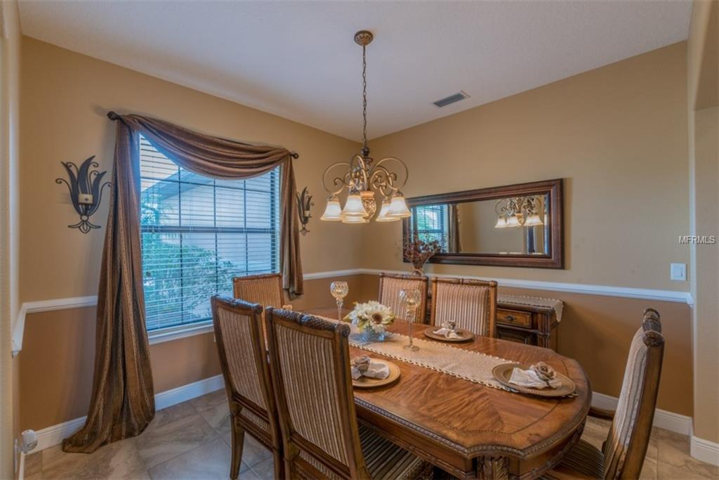 9721 ROYAL VISTA AVENUE, CLERMONT, Florida 34711, 4 Bedrooms Bedrooms, 8 Rooms Rooms,3 BathroomsBathrooms,Residential,For sale,ROYAL VISTA,T2927963