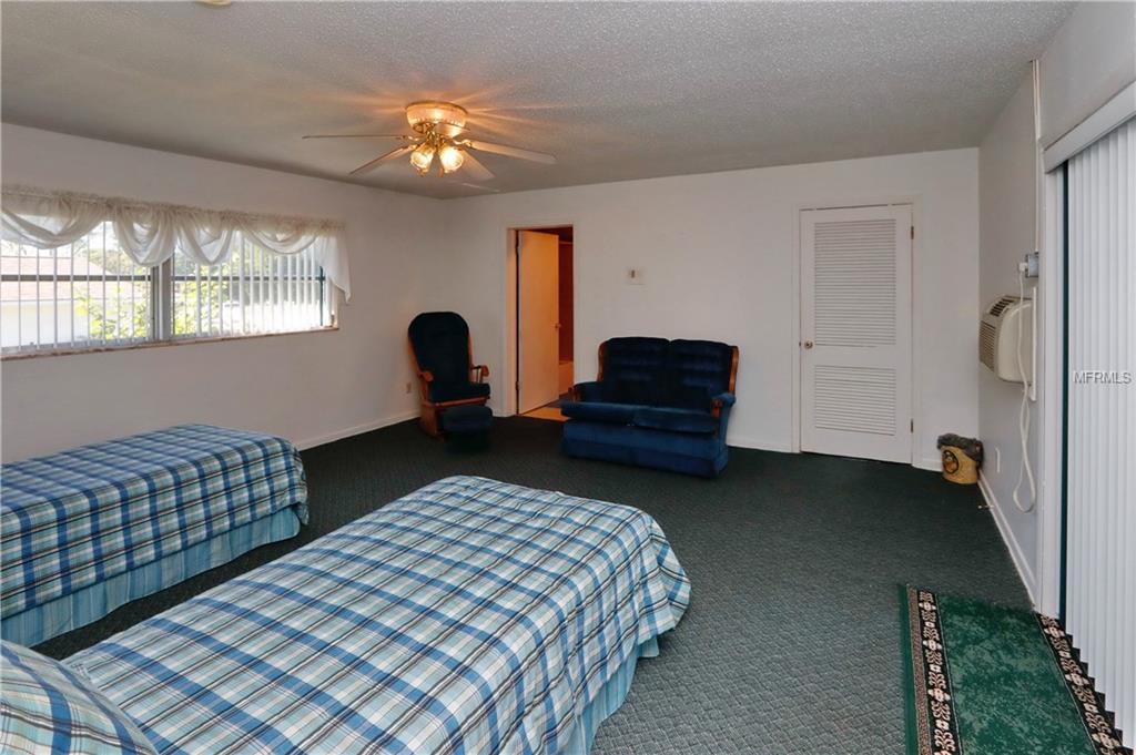 27357 FRAMPTON AVENUE, BROOKSVILLE, Florida 34602, 6 Bedrooms Bedrooms, 8 Rooms Rooms,6 BathroomsBathrooms,Residential,For sale,FRAMPTON,T2911388