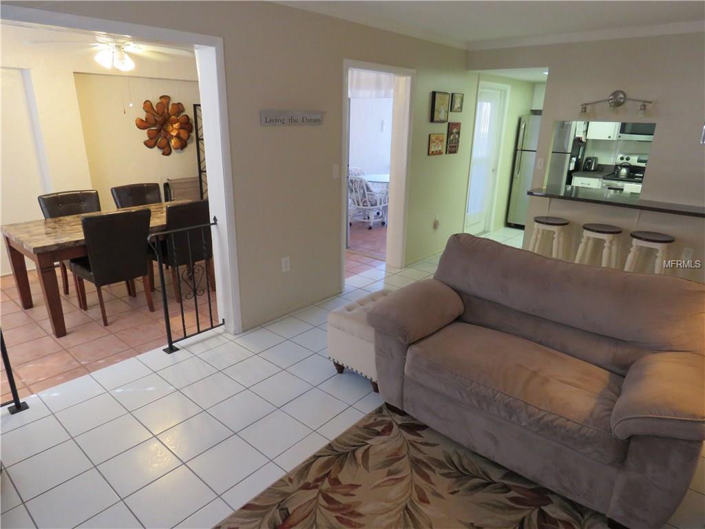 200 PARK BOULEVARD N, VENICE, Florida 34285, 2 Bedrooms Bedrooms, 6 Rooms Rooms,2 BathroomsBathrooms,Residential,For sale,PARK,A4201721