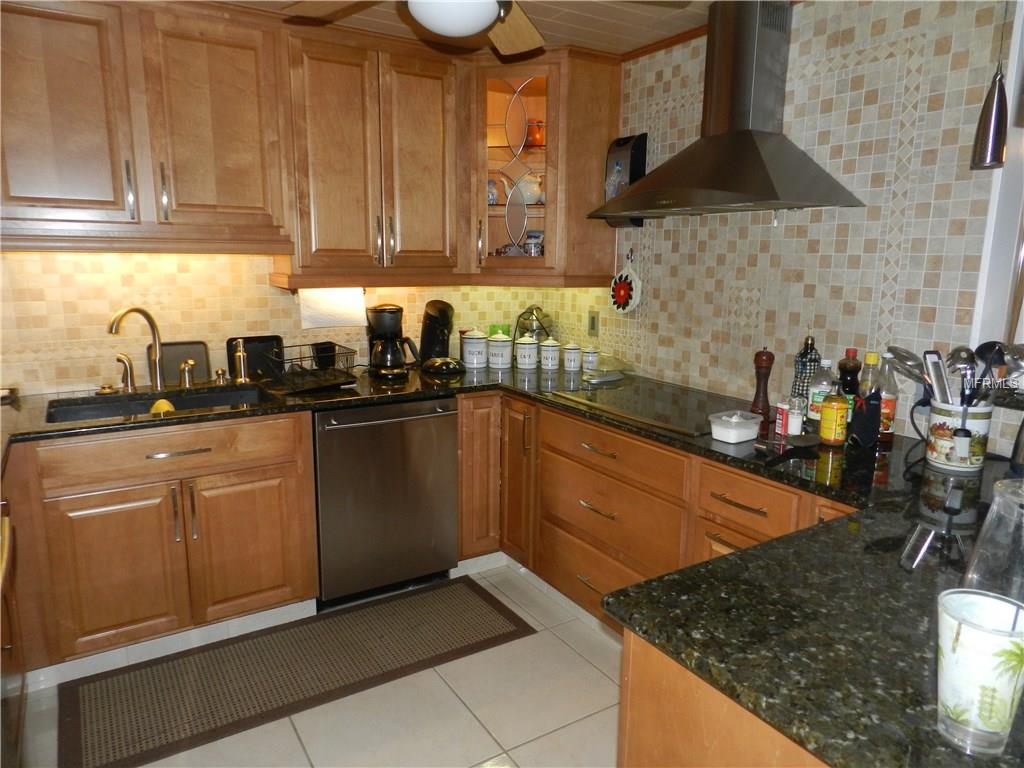 208 ELMWOOD CIRCLE, SEMINOLE, Florida 33777, 3 Bedrooms Bedrooms, 7 Rooms Rooms,2 BathroomsBathrooms,Residential,For sale,ELMWOOD,U7840056