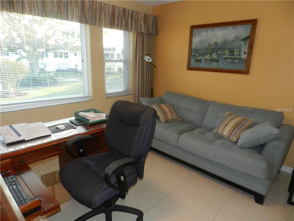 208 ELMWOOD CIRCLE, SEMINOLE, Florida 33777, 3 Bedrooms Bedrooms, 7 Rooms Rooms,2 BathroomsBathrooms,Residential,For sale,ELMWOOD,U7840056