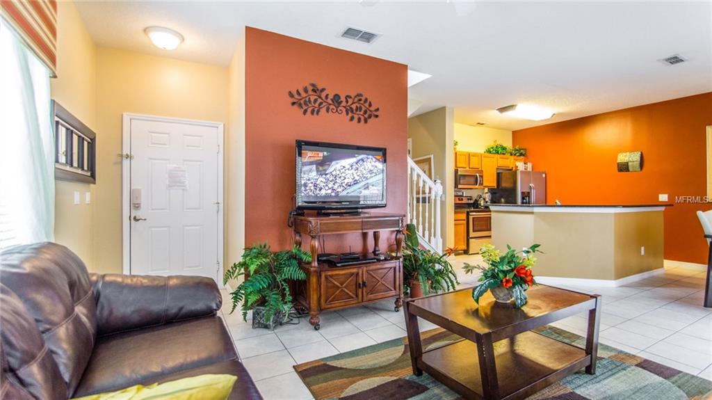 3193 YELLOW LANTANA LANE, KISSIMMEE, Florida 34747, 4 Bedrooms Bedrooms, 7 Rooms Rooms,3 BathroomsBathrooms,Residential,For sale,YELLOW LANTANA,O5554689