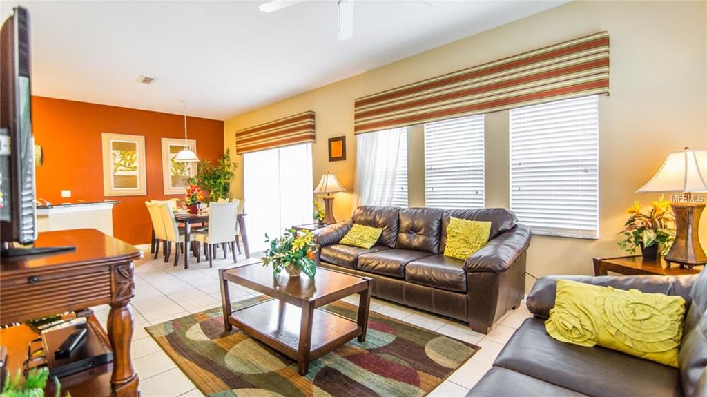 3193 YELLOW LANTANA LANE, KISSIMMEE, Florida 34747, 4 Bedrooms Bedrooms, 7 Rooms Rooms,3 BathroomsBathrooms,Residential,For sale,YELLOW LANTANA,O5554689