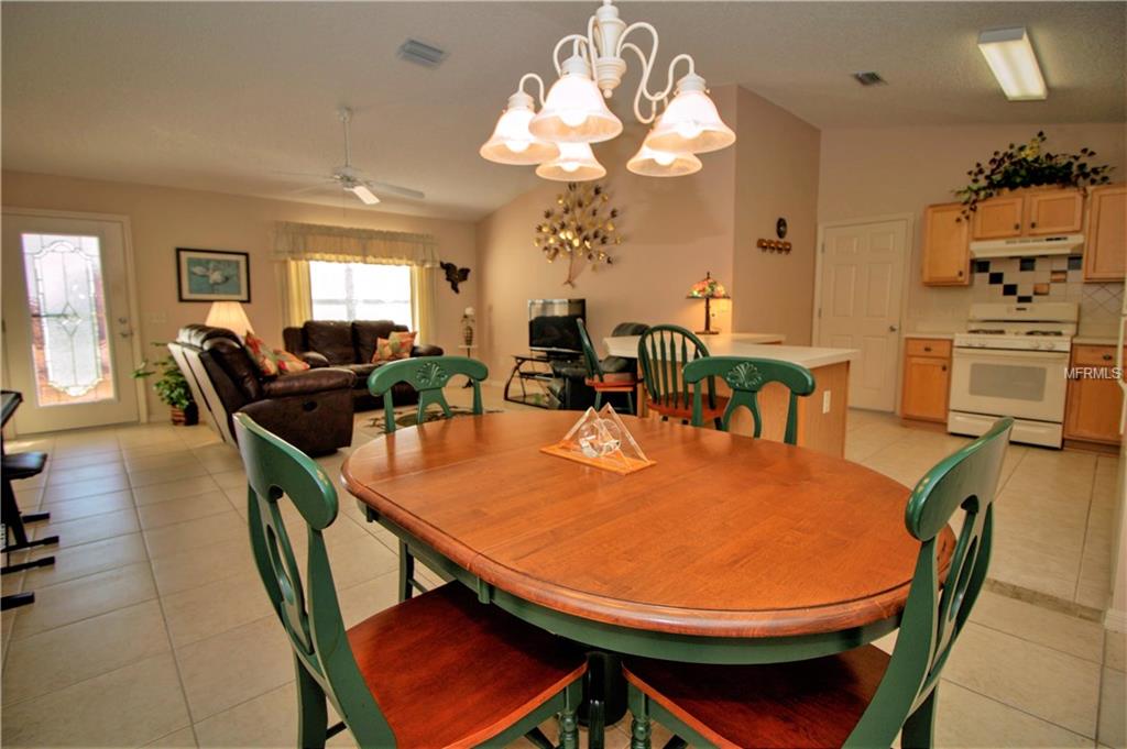 1800 ENGLEWOOD STREET, THE VILLAGES, Florida 32162, 2 Bedrooms Bedrooms, 6 Rooms Rooms,2 BathroomsBathrooms,Residential,For sale,ENGLEWOOD,G4851723