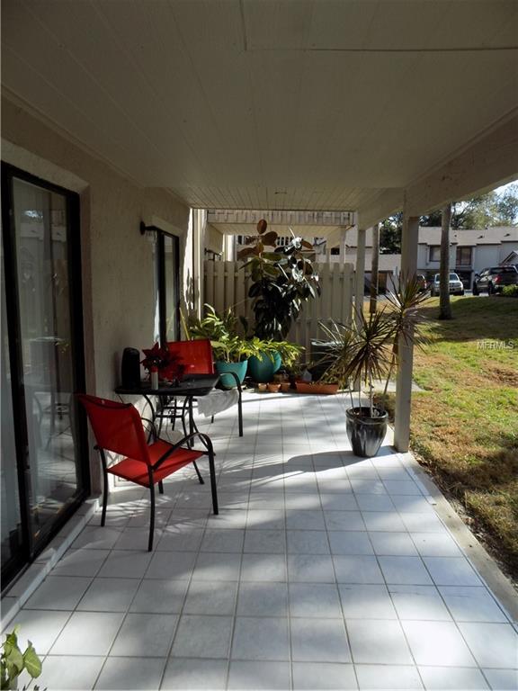 176 CROWN POINT CIRCLE, LONGWOOD, Florida 32779, 3 Bedrooms Bedrooms, 6 Rooms Rooms,2 BathroomsBathrooms,Residential,For sale,CROWN POINT,O5559353