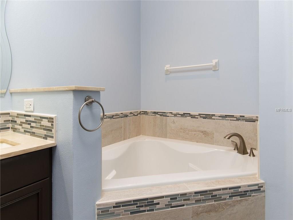 200 LAMONTE POINT COURT, DEBARY, Florida 32713, 2 Bedrooms Bedrooms, 6 Rooms Rooms,2 BathroomsBathrooms,Residential,For sale,LAMONTE POINT,O5559923