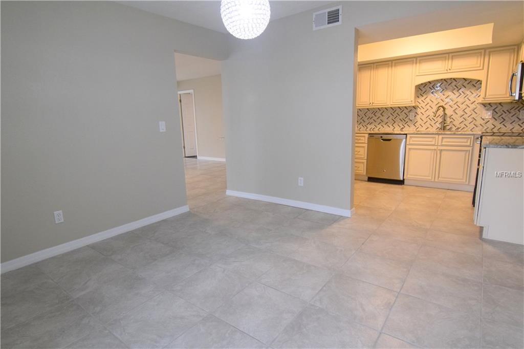 412 BOXWOOD CIRCLE, WINTER SPRINGS, Florida 32708, 4 Bedrooms Bedrooms, 3 Rooms Rooms,3 BathroomsBathrooms,Residential,For sale,BOXWOOD,O5561100