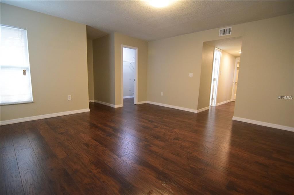 412 BOXWOOD CIRCLE, WINTER SPRINGS, Florida 32708, 4 Bedrooms Bedrooms, 3 Rooms Rooms,3 BathroomsBathrooms,Residential,For sale,BOXWOOD,O5561100