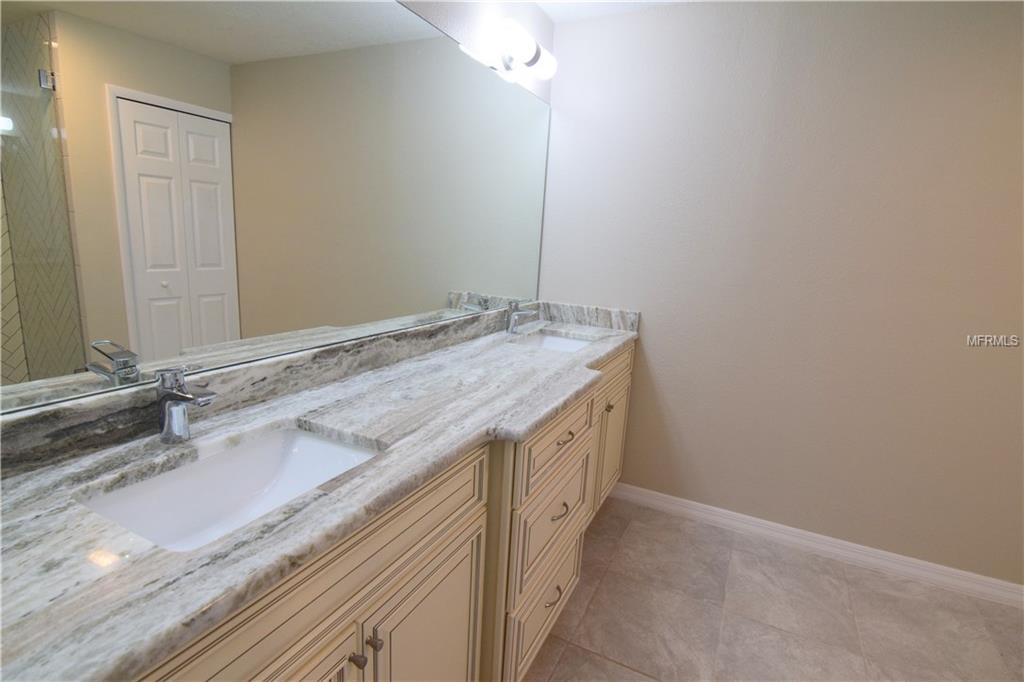 412 BOXWOOD CIRCLE, WINTER SPRINGS, Florida 32708, 4 Bedrooms Bedrooms, 3 Rooms Rooms,3 BathroomsBathrooms,Residential,For sale,BOXWOOD,O5561100