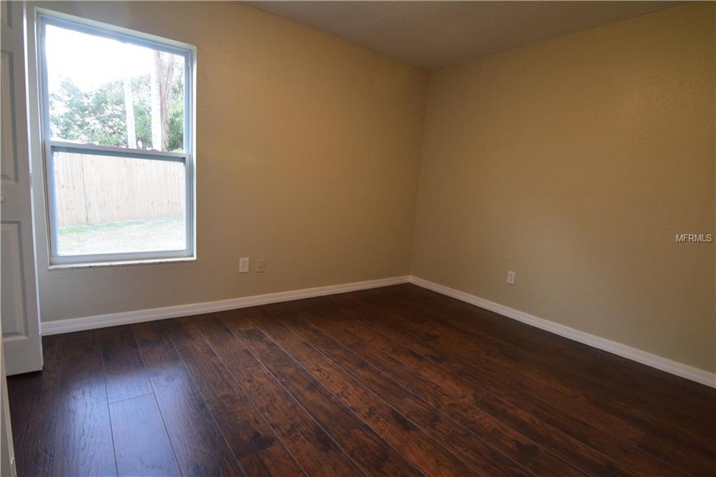 412 BOXWOOD CIRCLE, WINTER SPRINGS, Florida 32708, 4 Bedrooms Bedrooms, 3 Rooms Rooms,3 BathroomsBathrooms,Residential,For sale,BOXWOOD,O5561100