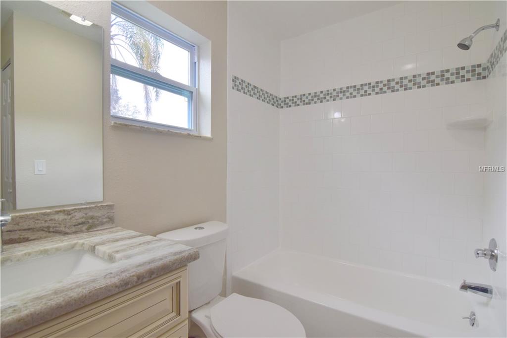 412 BOXWOOD CIRCLE, WINTER SPRINGS, Florida 32708, 4 Bedrooms Bedrooms, 3 Rooms Rooms,3 BathroomsBathrooms,Residential,For sale,BOXWOOD,O5561100