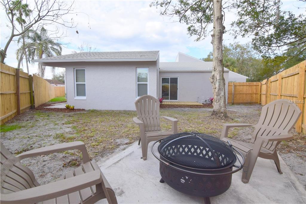 412 BOXWOOD CIRCLE, WINTER SPRINGS, Florida 32708, 4 Bedrooms Bedrooms, 3 Rooms Rooms,3 BathroomsBathrooms,Residential,For sale,BOXWOOD,O5561100