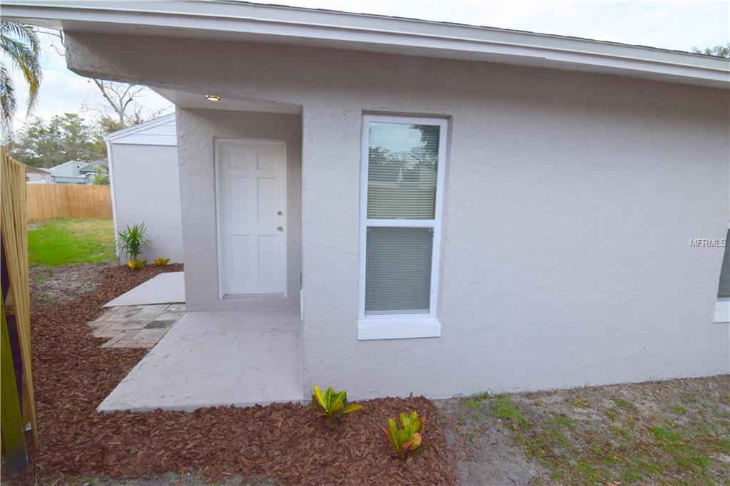 412 BOXWOOD CIRCLE, WINTER SPRINGS, Florida 32708, 4 Bedrooms Bedrooms, 3 Rooms Rooms,3 BathroomsBathrooms,Residential,For sale,BOXWOOD,O5561100