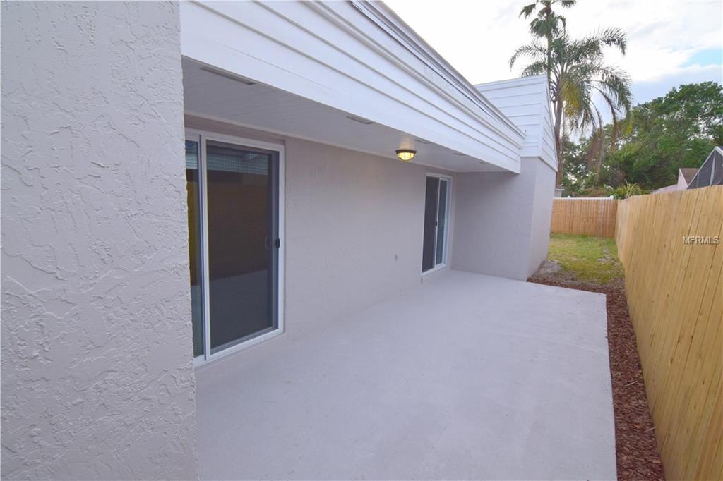 412 BOXWOOD CIRCLE, WINTER SPRINGS, Florida 32708, 4 Bedrooms Bedrooms, 3 Rooms Rooms,3 BathroomsBathrooms,Residential,For sale,BOXWOOD,O5561100