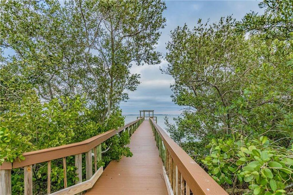 2877 BAYSHORE TRAILS DRIVE, TAMPA, Florida 33611, 4 Bedrooms Bedrooms, 3 Rooms Rooms,3 BathroomsBathrooms,Residential,For sale,BAYSHORE TRAILS,T2928289