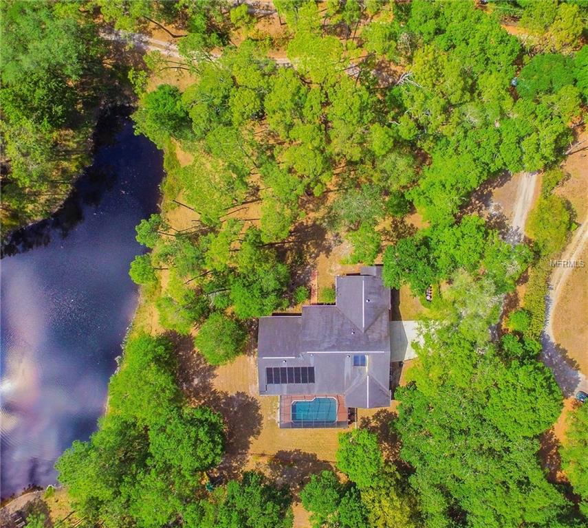 18805 LIVINGSTON AVENUE, LUTZ, Florida 33559, 6 Bedrooms Bedrooms, 13 Rooms Rooms,3 BathroomsBathrooms,Residential,For sale,LIVINGSTON,T2878550