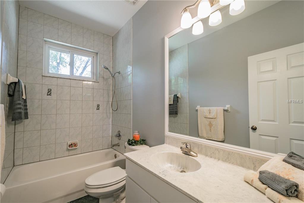 18805 LIVINGSTON AVENUE, LUTZ, Florida 33559, 6 Bedrooms Bedrooms, 13 Rooms Rooms,3 BathroomsBathrooms,Residential,For sale,LIVINGSTON,T2878550