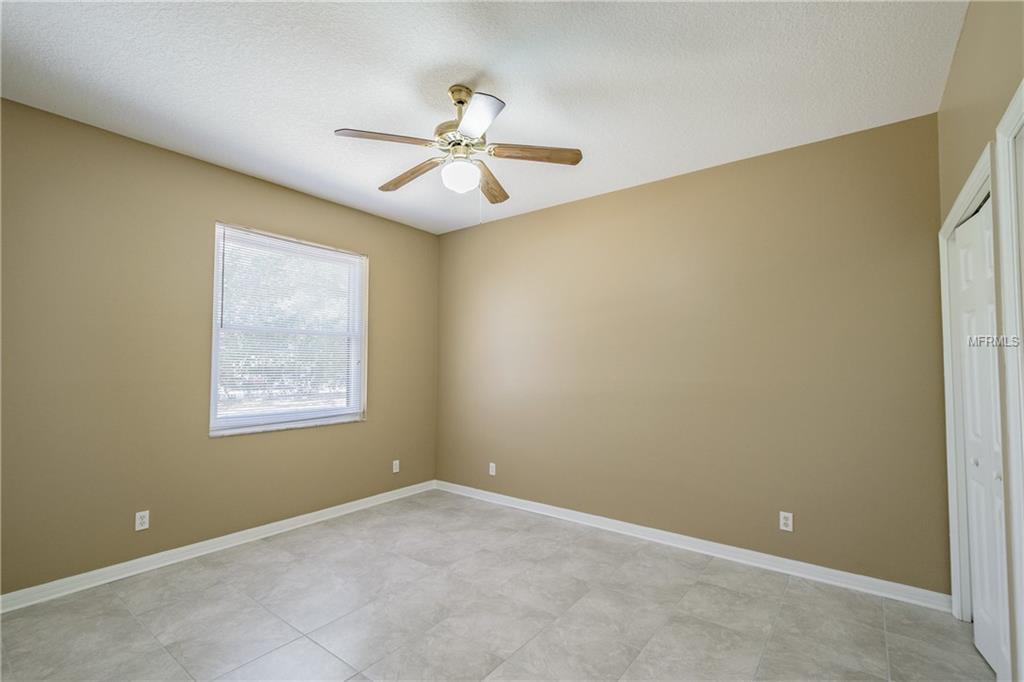 18805 LIVINGSTON AVENUE, LUTZ, Florida 33559, 6 Bedrooms Bedrooms, 13 Rooms Rooms,3 BathroomsBathrooms,Residential,For sale,LIVINGSTON,T2878550