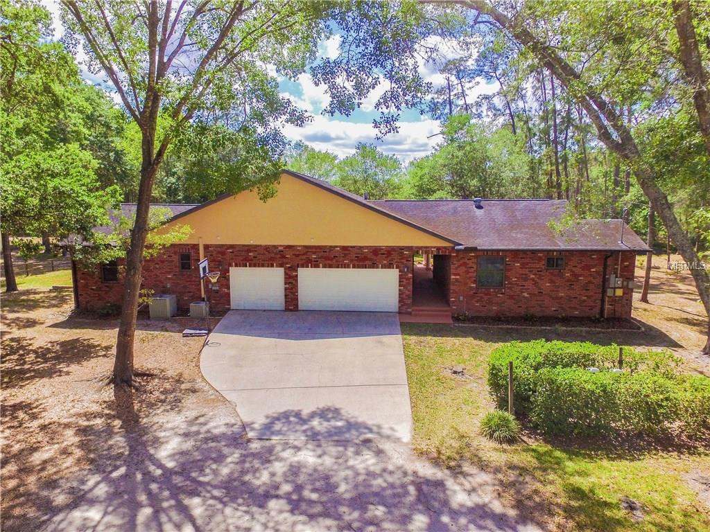 18805 LIVINGSTON AVENUE, LUTZ, Florida 33559, 6 Bedrooms Bedrooms, 13 Rooms Rooms,3 BathroomsBathrooms,Residential,For sale,LIVINGSTON,T2878550