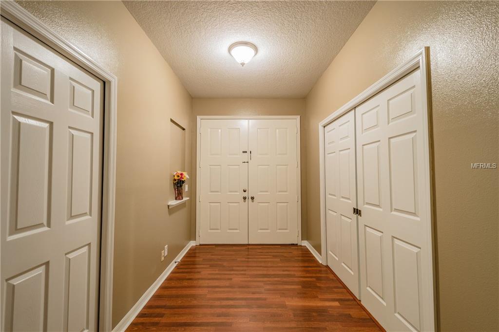 18805 LIVINGSTON AVENUE, LUTZ, Florida 33559, 6 Bedrooms Bedrooms, 13 Rooms Rooms,3 BathroomsBathrooms,Residential,For sale,LIVINGSTON,T2878550