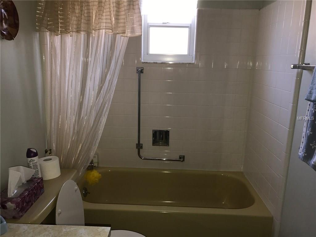 10731 LOS SANTOS DRIVE, PORT RICHEY, Florida 34668, 2 Bedrooms Bedrooms, 5 Rooms Rooms,2 BathroomsBathrooms,Residential,For sale,LOS SANTOS,W7633537