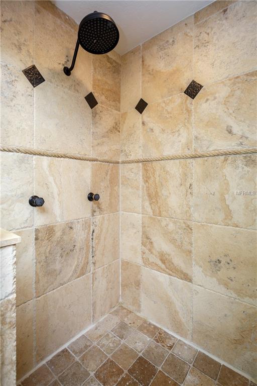 221 MINNEHAHA ROAD, MAITLAND, Florida 32751, 4 Bedrooms Bedrooms, 11 Rooms Rooms,3 BathroomsBathrooms,Residential,For sale,MINNEHAHA,O5540490