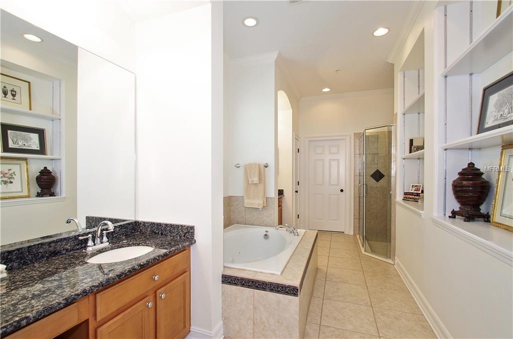 2060 COMMON WAY ROAD, ORLANDO, Florida 32814, 5 Bedrooms Bedrooms, 9 Rooms Rooms,4 BathroomsBathrooms,Residential,For sale,COMMON WAY,O5547121