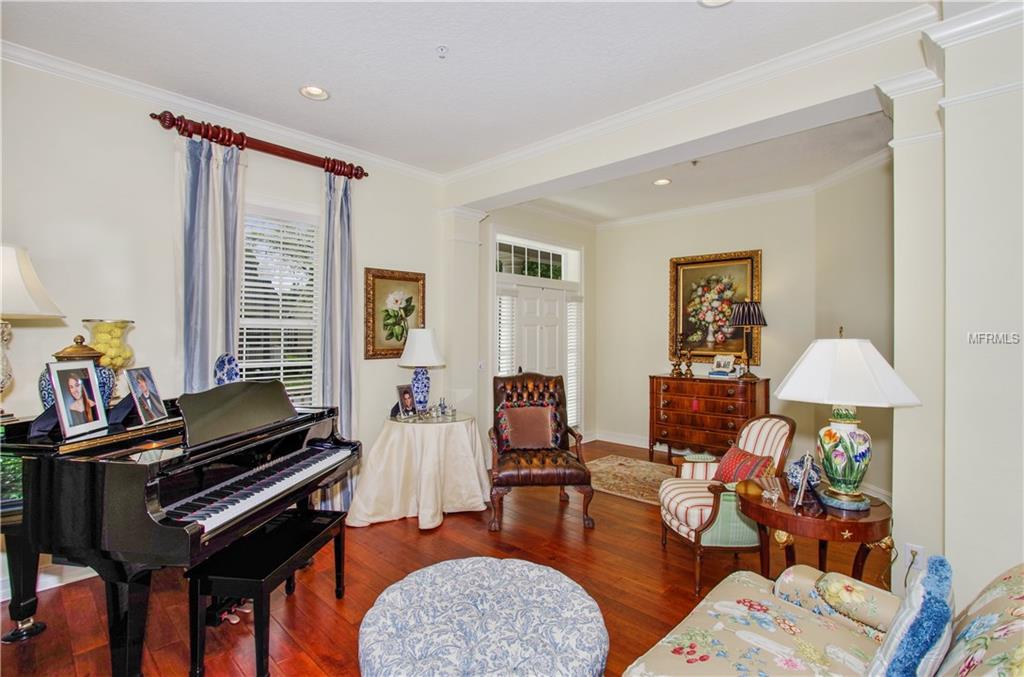 2060 COMMON WAY ROAD, ORLANDO, Florida 32814, 5 Bedrooms Bedrooms, 9 Rooms Rooms,4 BathroomsBathrooms,Residential,For sale,COMMON WAY,O5547121