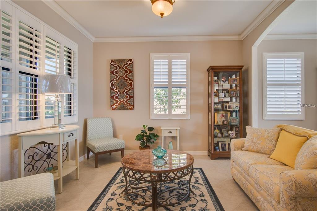 6471 WILLOWSHIRE WAY, BRADENTON, Florida 34212, 3 Bedrooms Bedrooms, 9 Rooms Rooms,2 BathroomsBathrooms,Residential,For sale,WILLOWSHIRE,A4202972