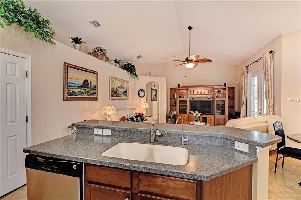 5308 120TH AVENUE E, PARRISH, Florida 34219, 4 Bedrooms Bedrooms, 8 Rooms Rooms,3 BathroomsBathrooms,Residential,For sale,120TH,A4205137