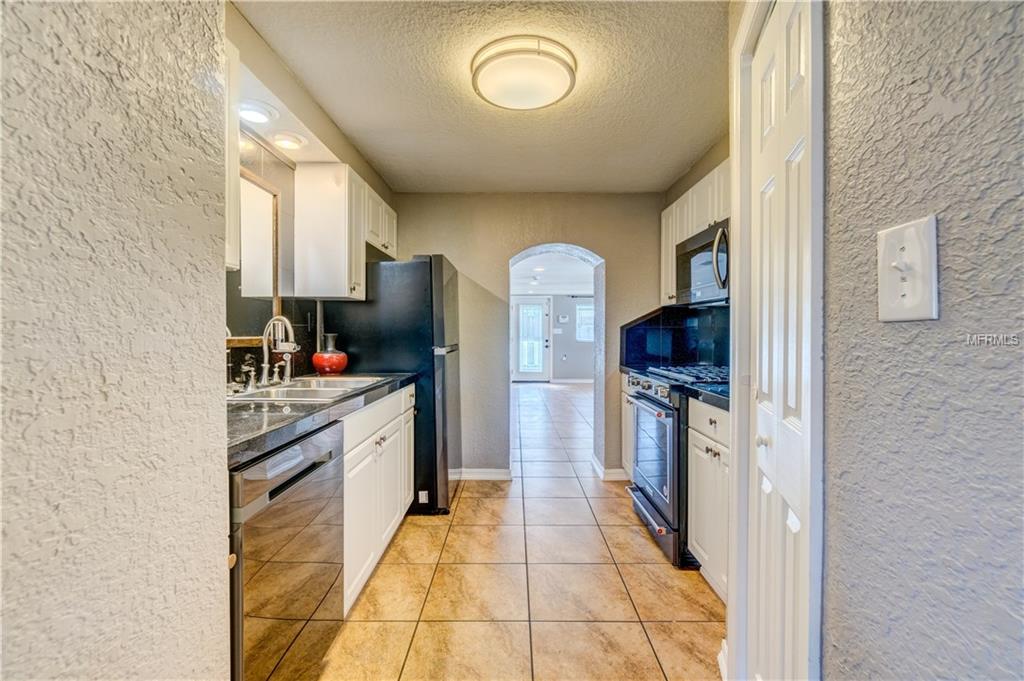 6348 2ND AVENUE N, ST PETERSBURG, Florida 33710, 3 Bedrooms Bedrooms, 6 Rooms Rooms,2 BathroomsBathrooms,Residential,For sale,2ND,U7845598