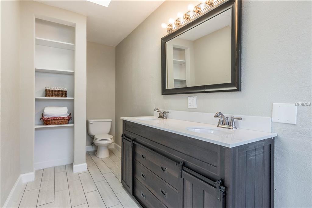 3541 BROOKLINE DRIVE, SARASOTA, Florida 34239, 3 Bedrooms Bedrooms, 7 Rooms Rooms,2 BathroomsBathrooms,Residential,For sale,BROOKLINE,A4208827