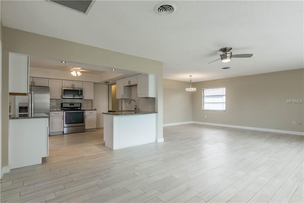 3541 BROOKLINE DRIVE, SARASOTA, Florida 34239, 3 Bedrooms Bedrooms, 7 Rooms Rooms,2 BathroomsBathrooms,Residential,For sale,BROOKLINE,A4208827