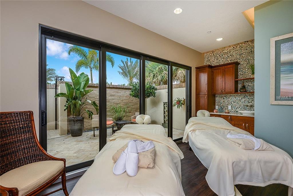 12610 SORRENTO WAY, BRADENTON, Florida 34211, 2 Bedrooms Bedrooms, 5 Rooms Rooms,2 BathroomsBathrooms,Residential,For sale,SORRENTO,A4209590