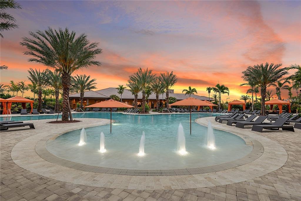 12610 SORRENTO WAY, BRADENTON, Florida 34211, 2 Bedrooms Bedrooms, 5 Rooms Rooms,2 BathroomsBathrooms,Residential,For sale,SORRENTO,A4209590