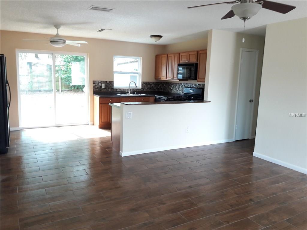 117 SHERYL LYNN DRIVE, BRANDON, Florida 33510, 4 Bedrooms Bedrooms, 7 Rooms Rooms,2 BathroomsBathrooms,Residential,For sale,SHERYL LYNN,T2927964