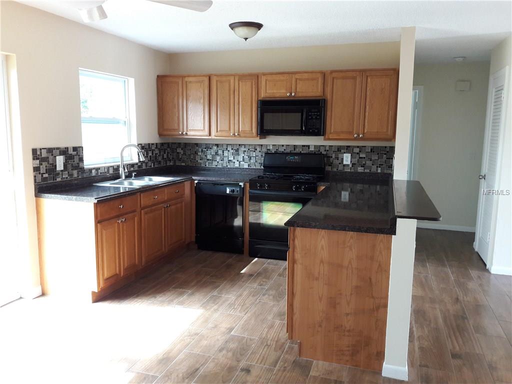 117 SHERYL LYNN DRIVE, BRANDON, Florida 33510, 4 Bedrooms Bedrooms, 7 Rooms Rooms,2 BathroomsBathrooms,Residential,For sale,SHERYL LYNN,T2927964